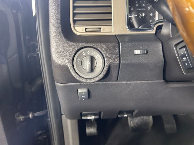 2014 Lincoln Navigator Base