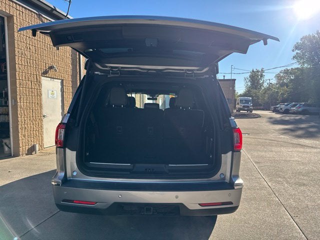 2020 Lincoln Navigator Standard
