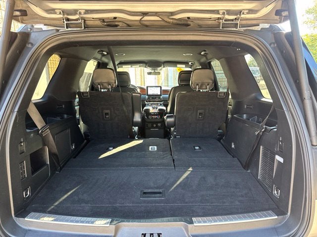 2020 Lincoln Navigator Standard