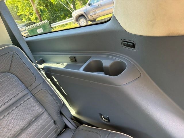 2019 Lincoln Navigator L Black Label
