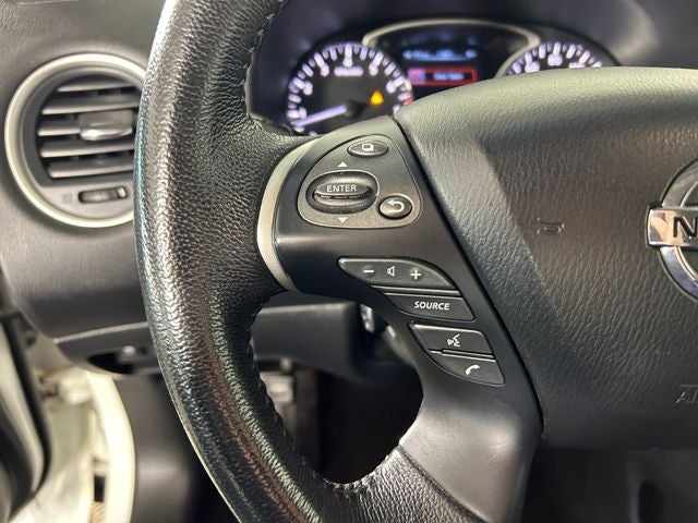 2013 Nissan Pathfinder Platinum