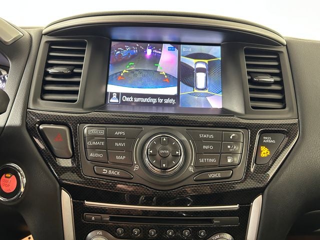2020 Nissan Pathfinder SL