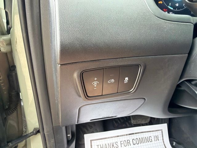 2023 Hyundai Santa Cruz SEL Premium