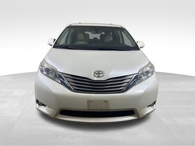 2016 Toyota Sienna XLE 7 Passenger