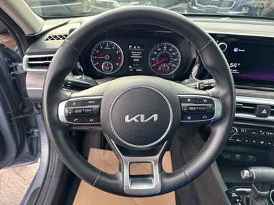 2022 Kia K5 EX