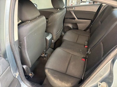 2013 Mazda Mazda3 i Sport