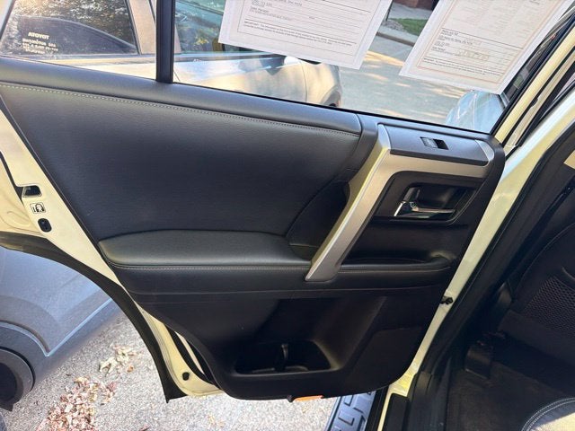 2015 Toyota 4Runner SR5 Premium