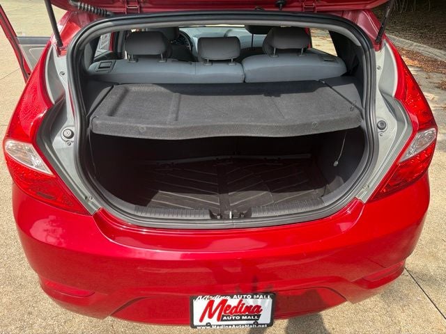 2013 Hyundai Accent SE