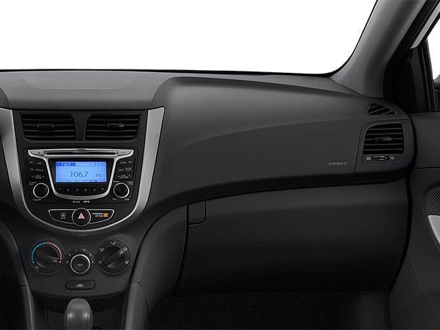 2013 Hyundai Accent SE