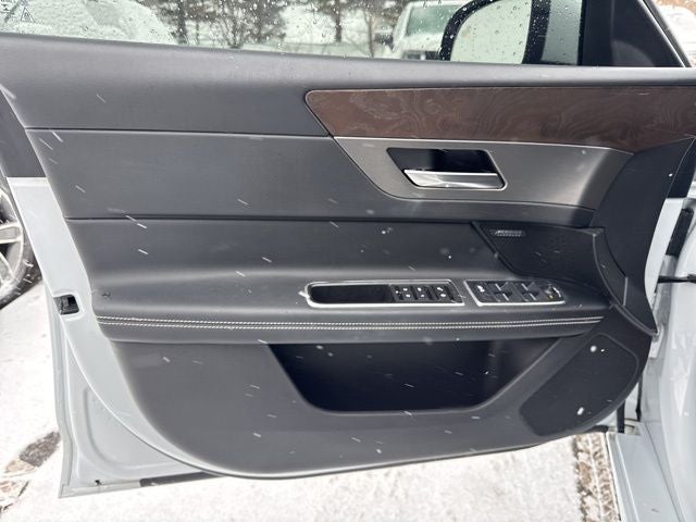 2020 Jaguar XF 30t Checkered Flag Limited Edition