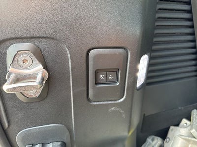 2023 Land Rover Defender 130 X-Dynamic SE