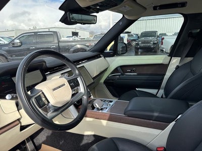 2023 Land Rover Range Rover SE