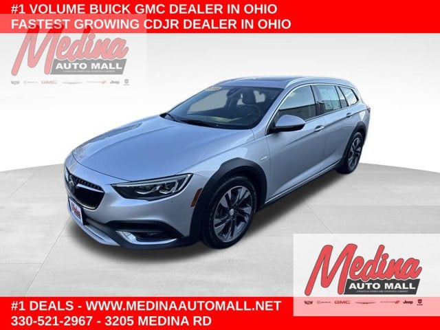 2018 Buick Regal TourX Essence