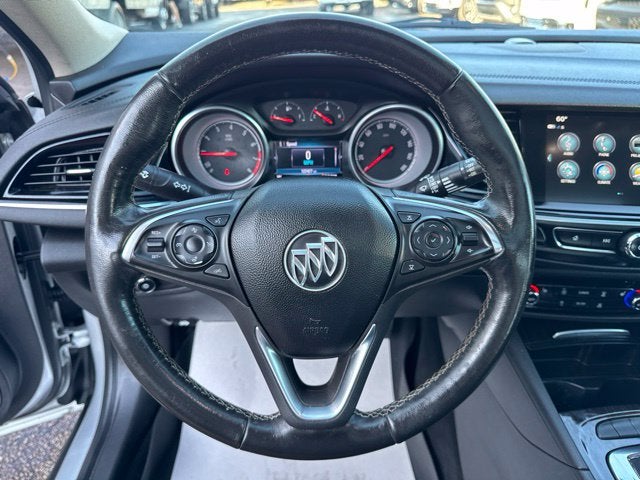 2018 Buick Regal TourX Essence