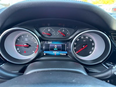 2018 Buick Regal TourX Essence