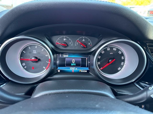 2018 Buick Regal TourX Essence