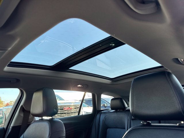 2018 Buick Regal TourX Essence