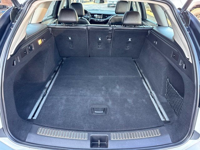 2018 Buick Regal TourX Essence