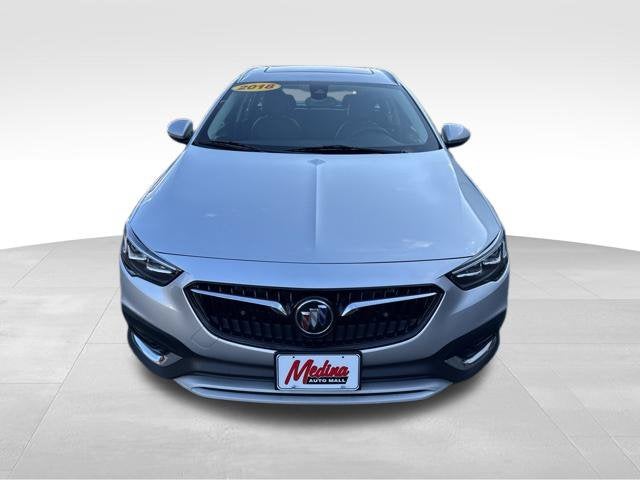 2018 Buick Regal TourX Essence