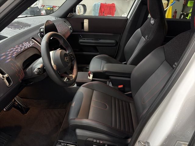 2025 MINI John Cooper Works Countryman Iconic