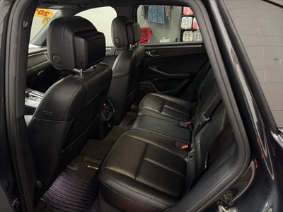 2018 Porsche Macan Sport Edition