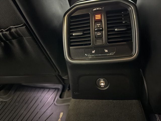 2018 Porsche Macan Sport Edition