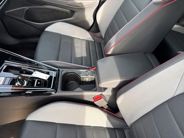 2024 Volkswagen Golf GTI 2.0T SE