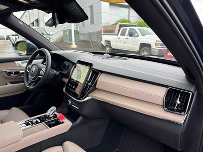 2025 Volvo XC90 B6 Ultra 2025.5