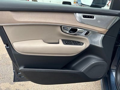 2025 Volvo XC90 B6 Ultra 2025.5