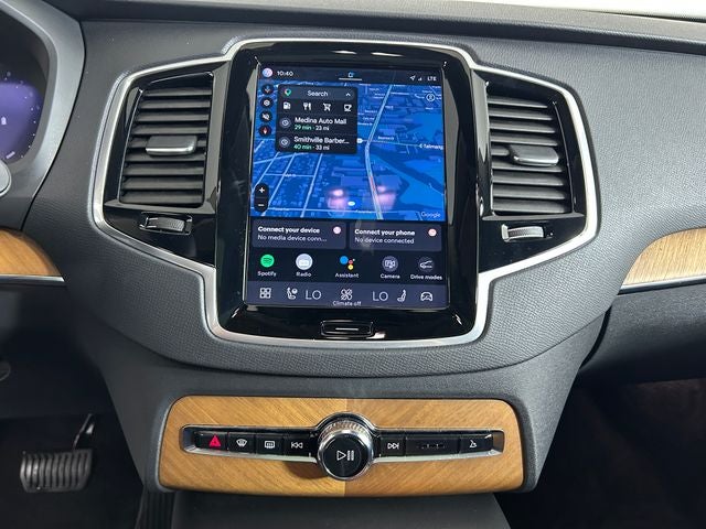 2023 Volvo XC90 B6 Plus 7-Seater