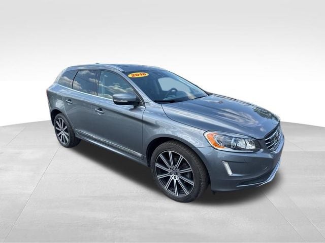 2016 Volvo XC60 T6 Platinum