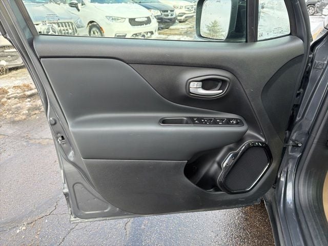 2023 Jeep Renegade Altitude