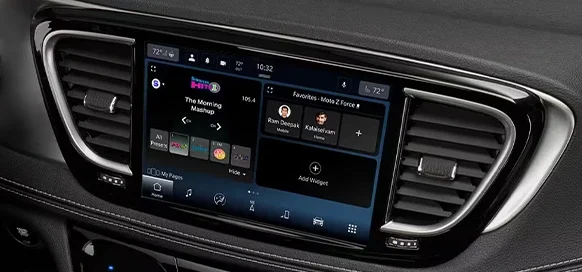 Chrysler Pacifica-interior